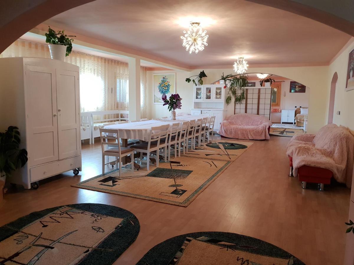 Отель Antal Apartmans Lunca De Sus Kulcsoshaz Gyimesfelsolok Экстерьер фото